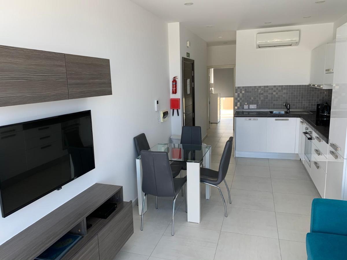 Sea View Penthouse Mellieha Bay Διαμέρισμα Εξωτερικό φωτογραφία